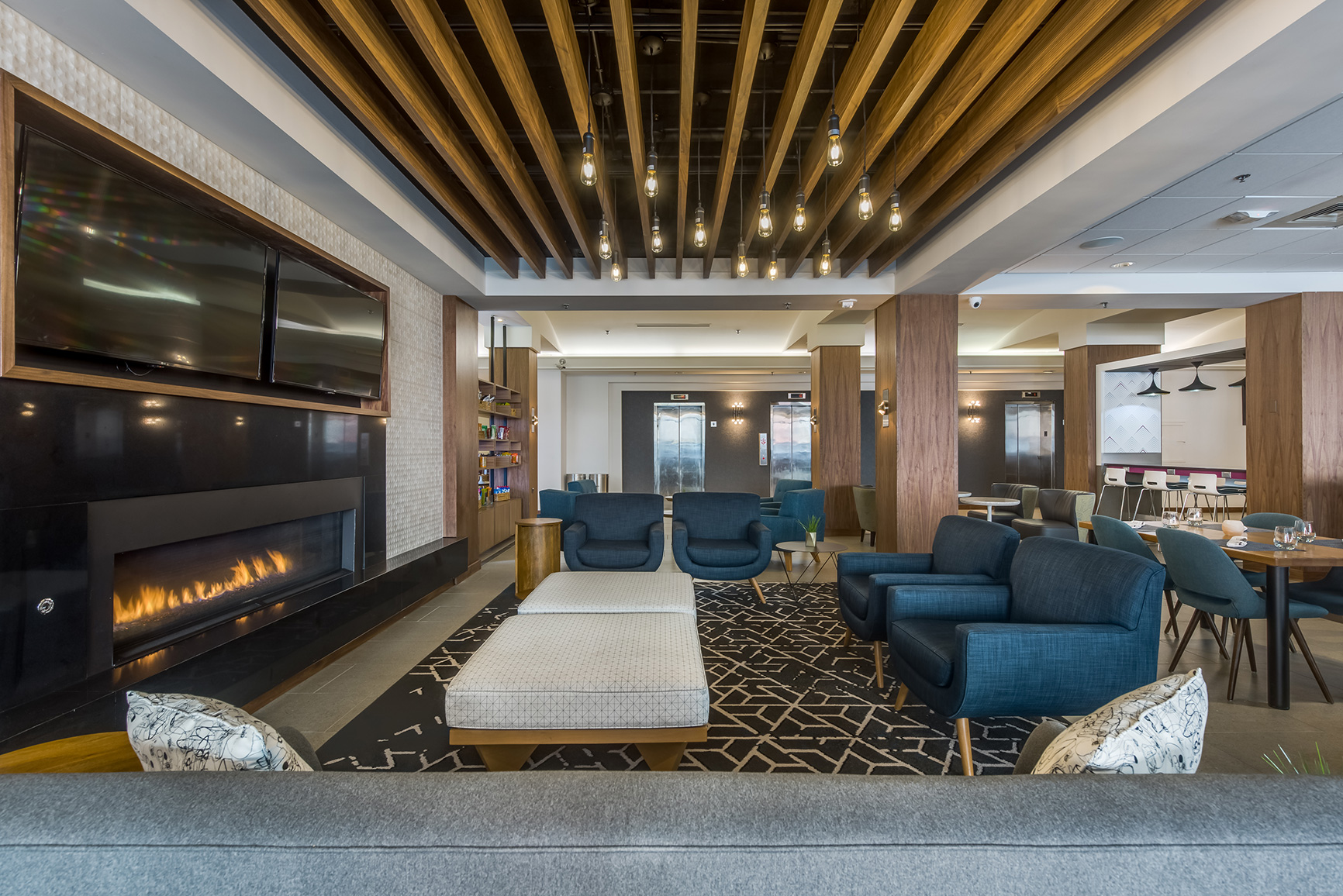 crowne plaza hotel